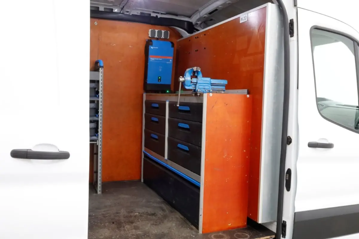 350 2.0 TDCI 130pk L3H2 Trend Inrichting/230V/Trekhaak 2800kg 07-2020