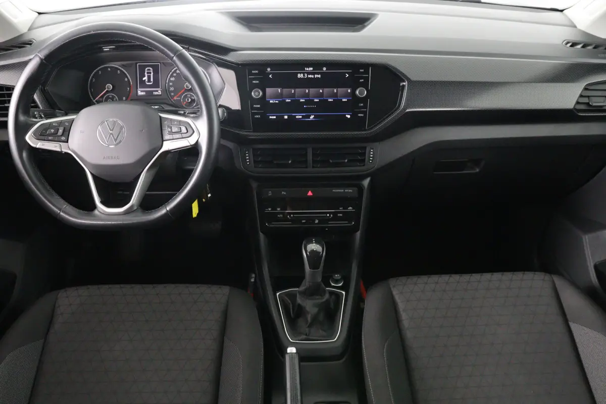 1.0 TSI Life | Automaat! | Navi By App | Cruise Adaptive | Clima | Parkeersensoren V+A | DAB | Lichtmetalen Velgen
