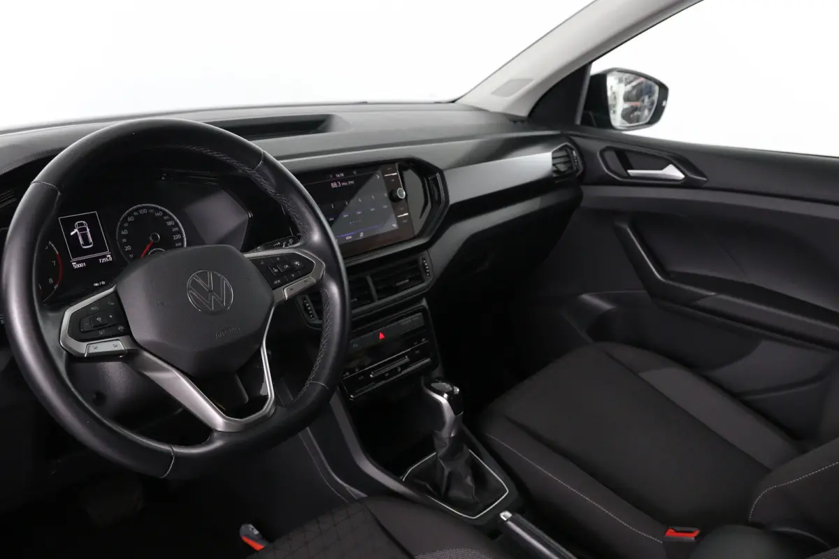 1.0 TSI Life | Automaat! | Navi By App | Cruise Adaptive | Clima | Parkeersensoren V+A | DAB | Lichtmetalen Velgen