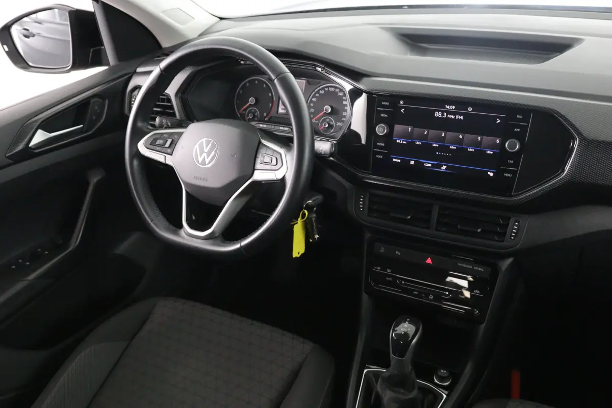 1.0 TSI Life | Automaat! | Navi By App | Cruise Adaptive | Clima | Parkeersensoren V+A | DAB | Lichtmetalen Velgen