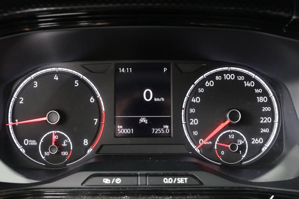 1.0 TSI Life | Automaat! | Navi By App | Cruise Adaptive | Clima | Parkeersensoren V+A | DAB | Lichtmetalen Velgen