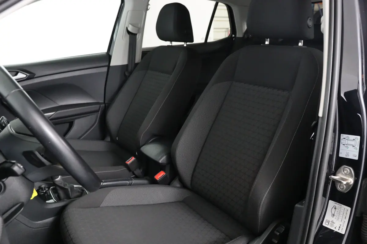 1.0 TSI Life | Automaat! | Navi By App | Cruise Adaptive | Clima | Parkeersensoren V+A | DAB | Lichtmetalen Velgen