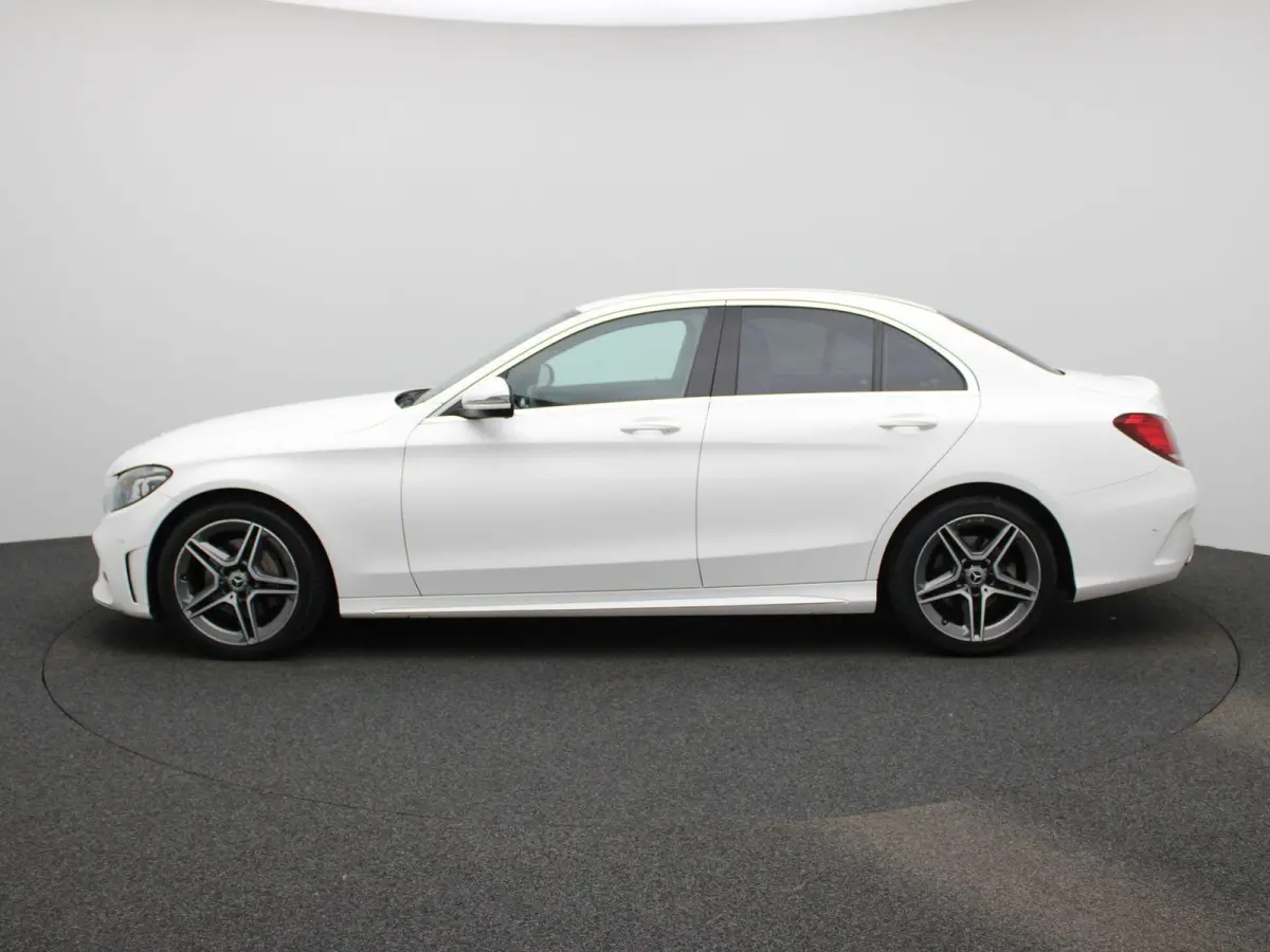 160 Business Solution AMG Plus Upgrade Edition |  Apple Carplay / Android Auto | Camera | Parkeersensoren | Stoelverwarming |