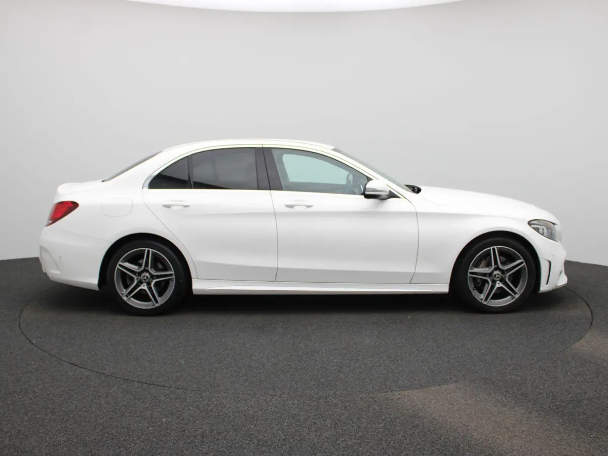 160 Business Solution AMG Plus Upgrade Edition |  Apple Carplay / Android Auto | Camera | Parkeersensoren | Stoelverwarming |