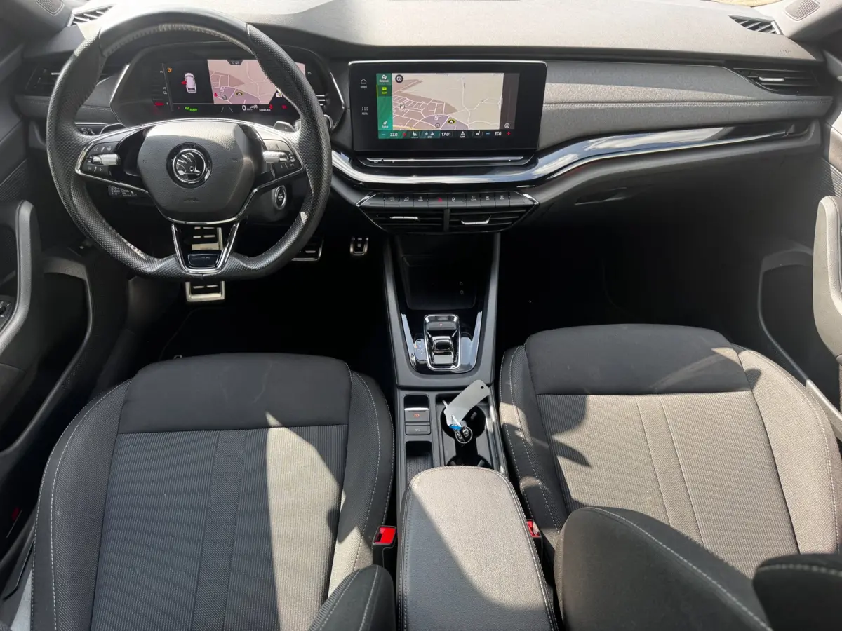 1.4 TSI iV PHEV Sportline Business | 98 % SOH | Trekhaak | NL-Auto | Winter Pack | Adaptive Cruise