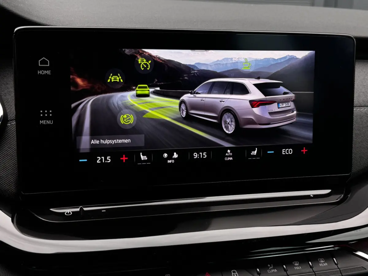 1.4 TSI iV PHEV Sportline Business | 98 % SOH | Trekhaak | NL-Auto | Winter Pack | Adaptive Cruise