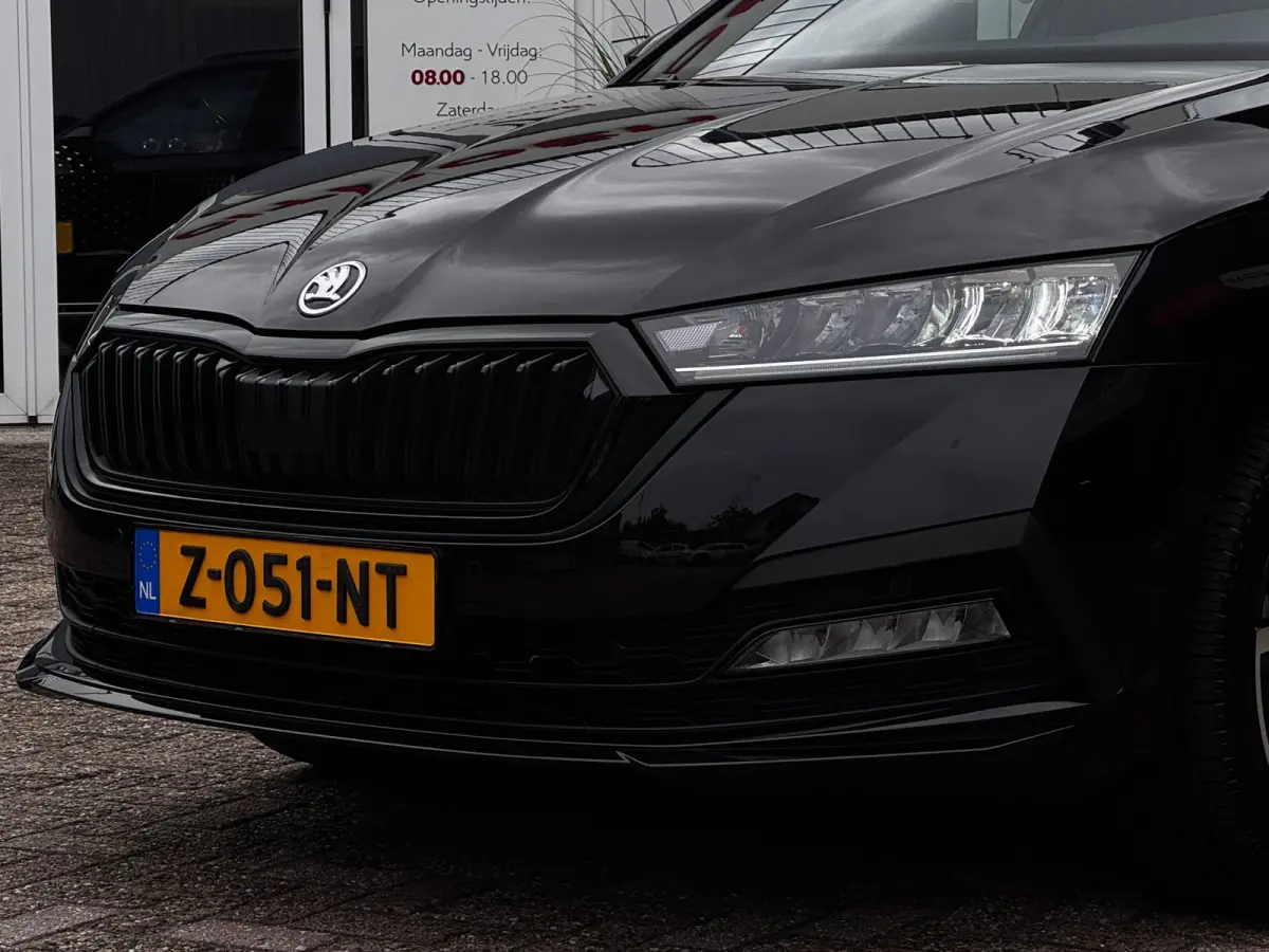 1.4 TSI iV PHEV Sportline Business | 98 % SOH | Trekhaak | NL-Auto | Winter Pack | Adaptive Cruise