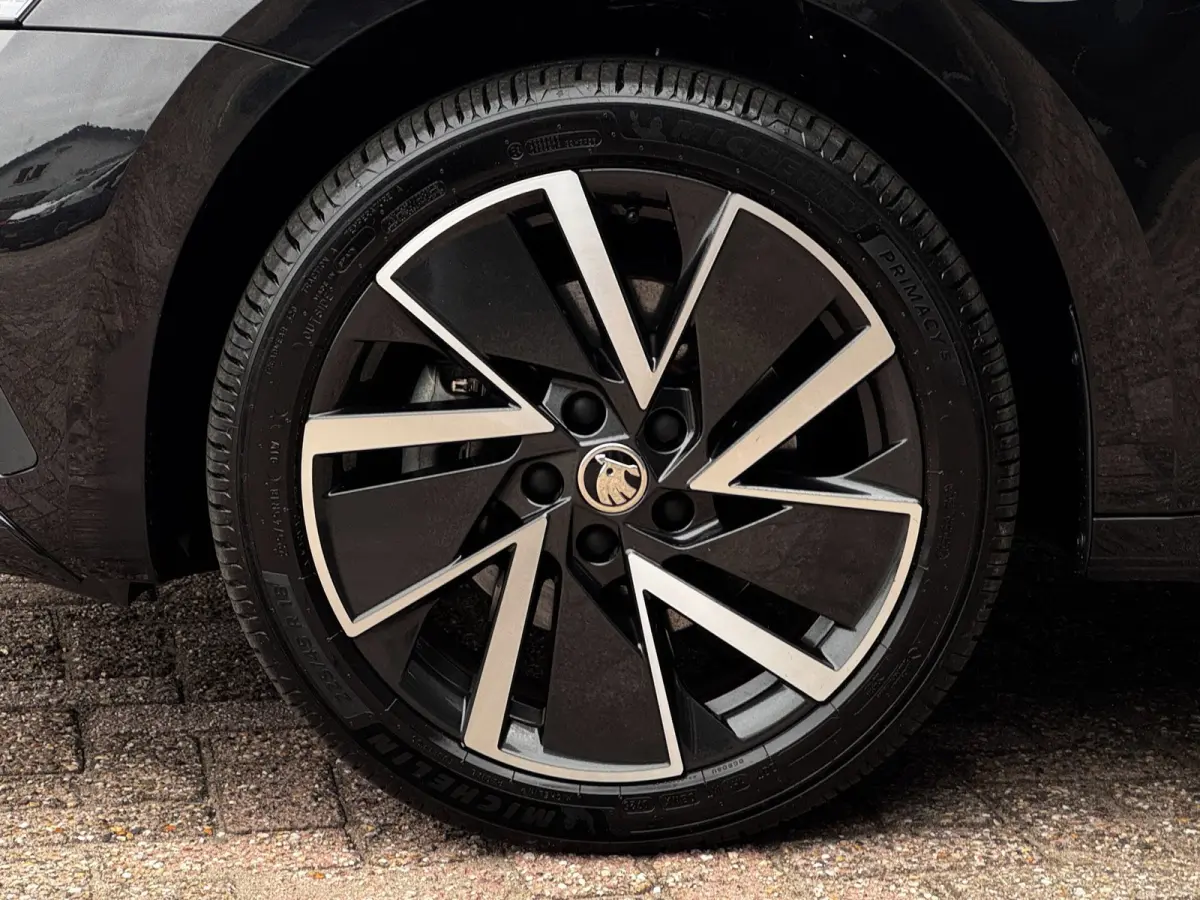 1.4 TSI iV PHEV Sportline Business | 98 % SOH | Trekhaak | NL-Auto | Winter Pack | Adaptive Cruise