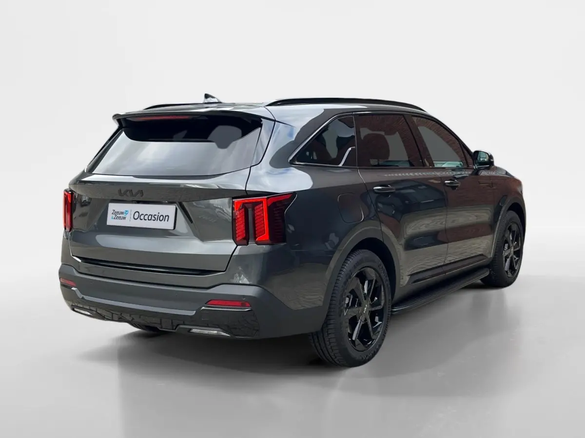 1.6 T-GDi Plug-in Hybrid 4WD ExecutiveLine 7p | Black Edition | Treeplanken | Direct leverbaar! | Massagefunctie | Glazen schuijf-/kanteldak | Stoelverwarming- en ventilatie | Bose geluidsin