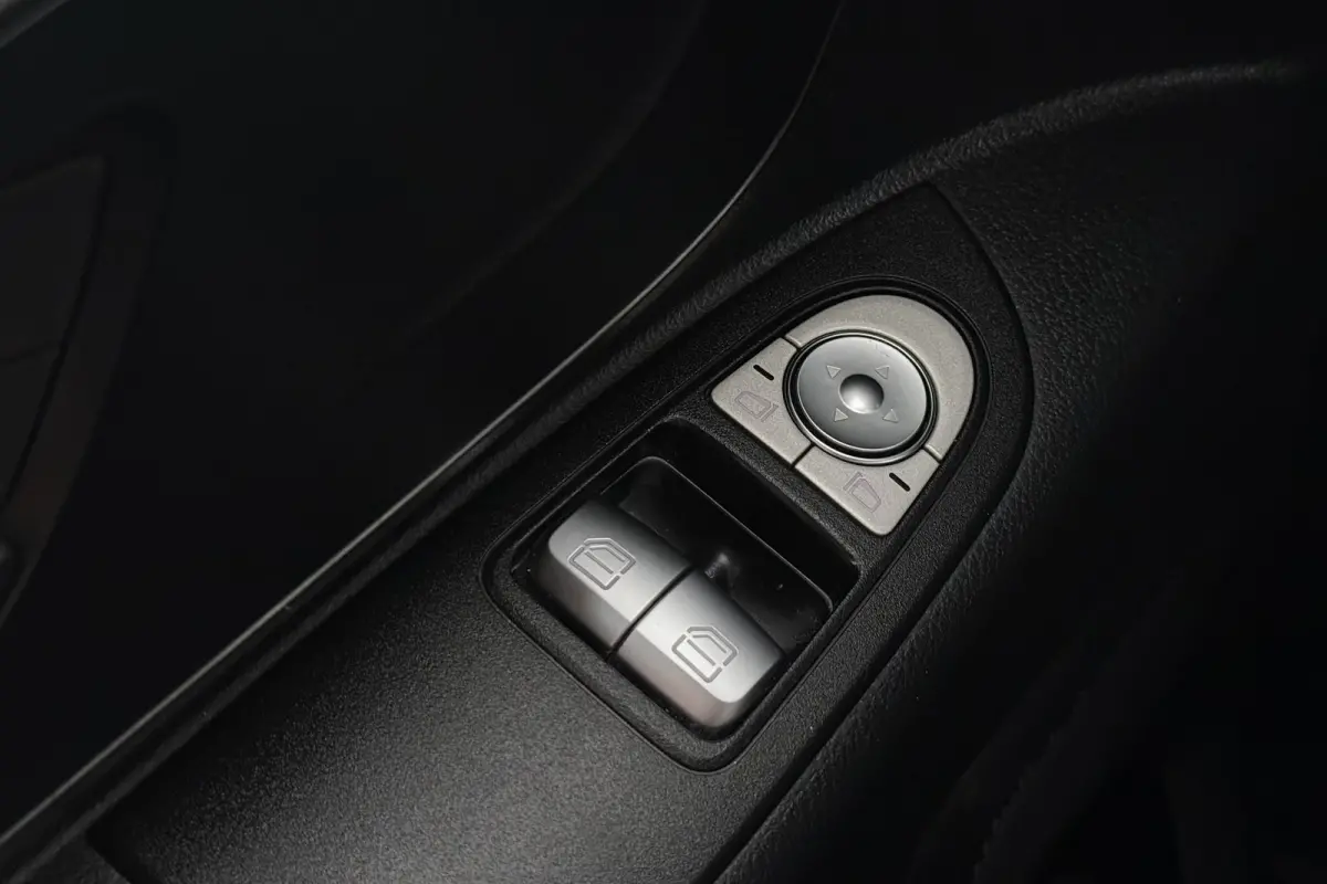 110 CDI L2 Pro Facelift Imperiaal Trekhaak Camera Climate