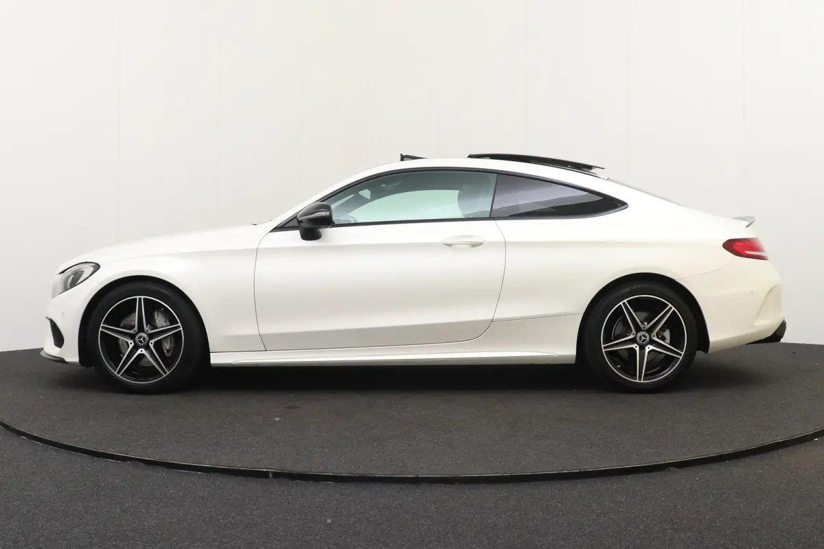 180 AMG Night-Pack Pano-dak Burmester Camera
