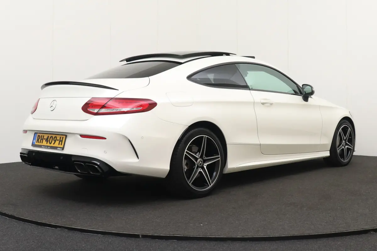 180 AMG Night-Pack Pano-dak Burmester Camera