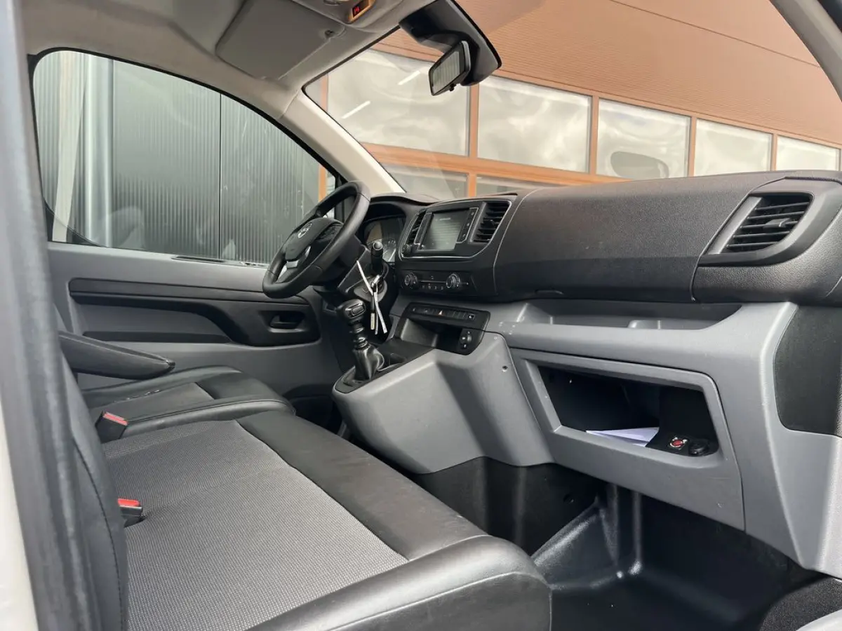 2.0 CDTI 123pk E6 L2 Edition 3p Lease €236 p/m, Airco, PDC, Navi, Carplay, Camera, Onderhouds historie aanwezig