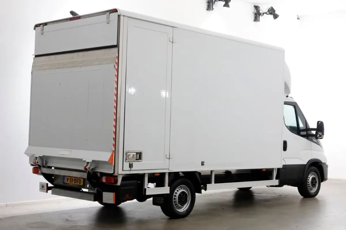 35S16 3.0 160pk HiMatic Automaat Bakwagen met laadklep en zijdeur 02-2024