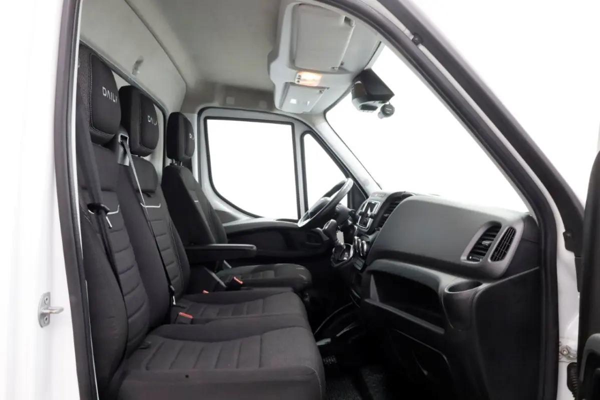 35S16 3.0 160pk HiMatic Automaat Bakwagen met laadklep en zijdeur 02-2024