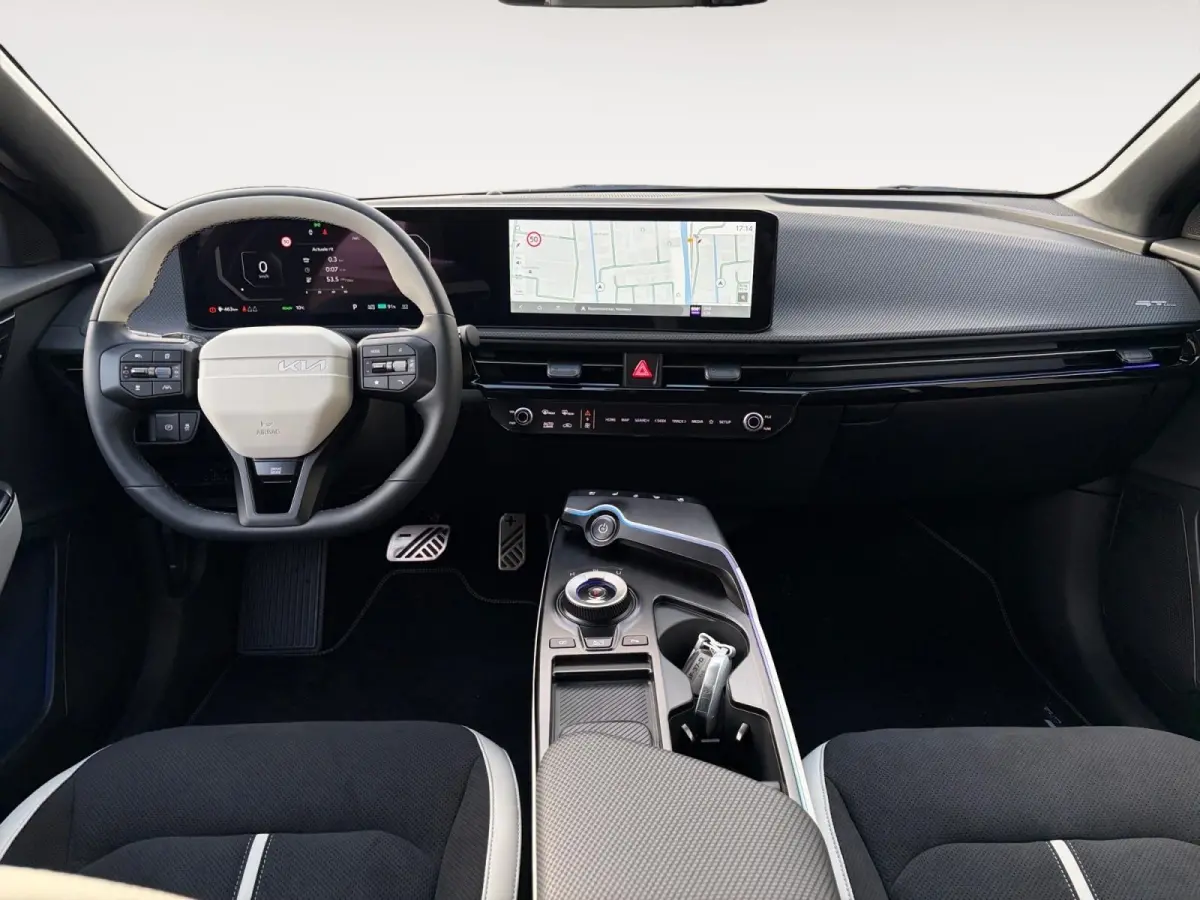 GT-Line Business Edition 84 kWh | Rijdende Demo ! | Draadloos Apple Carplay / Android Auto | Navigatiesysteem | Elektrisch Verstelbare voorstoelen | Licht + Regensensor | Stoelverwarming+ St