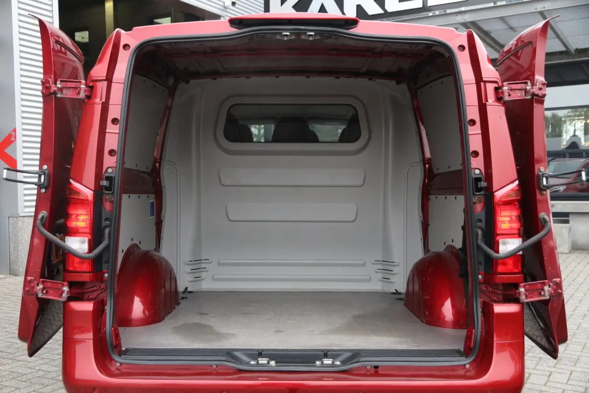 116 CDI | Aut. | DC | 4Matic | Extra lang | Standkachel | Airco..