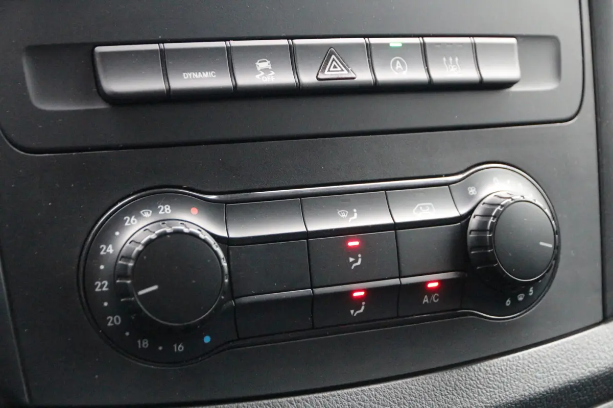 116 CDI | Aut. | DC | 4Matic / 4x4 | Extra lang | Standkachel | Airco..