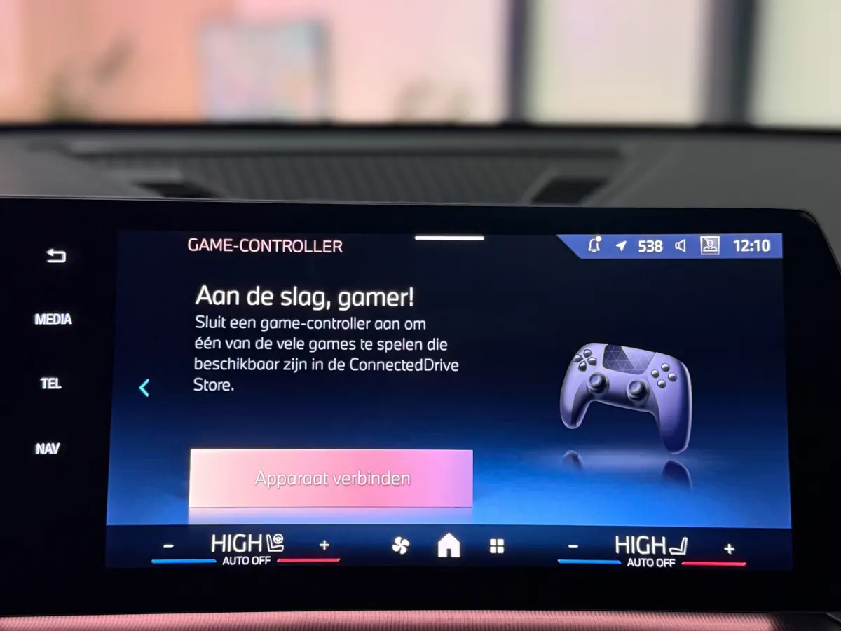 SDrive20i M Sport Pano Sportstoelen ACC Trekhaak Navi LED Camera Carplay