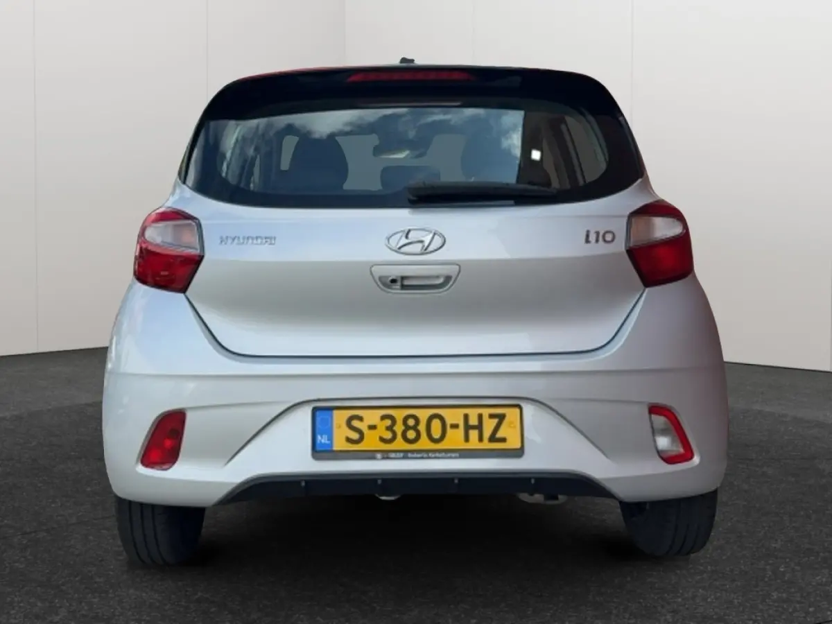 1.0 Comfort Smart Automaat 5 pers. Navigatie Camera