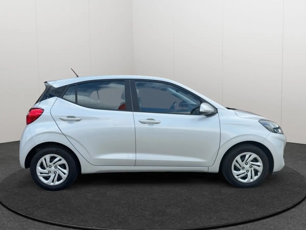 1.0 Comfort Smart Automaat 5 pers. Navigatie Camera