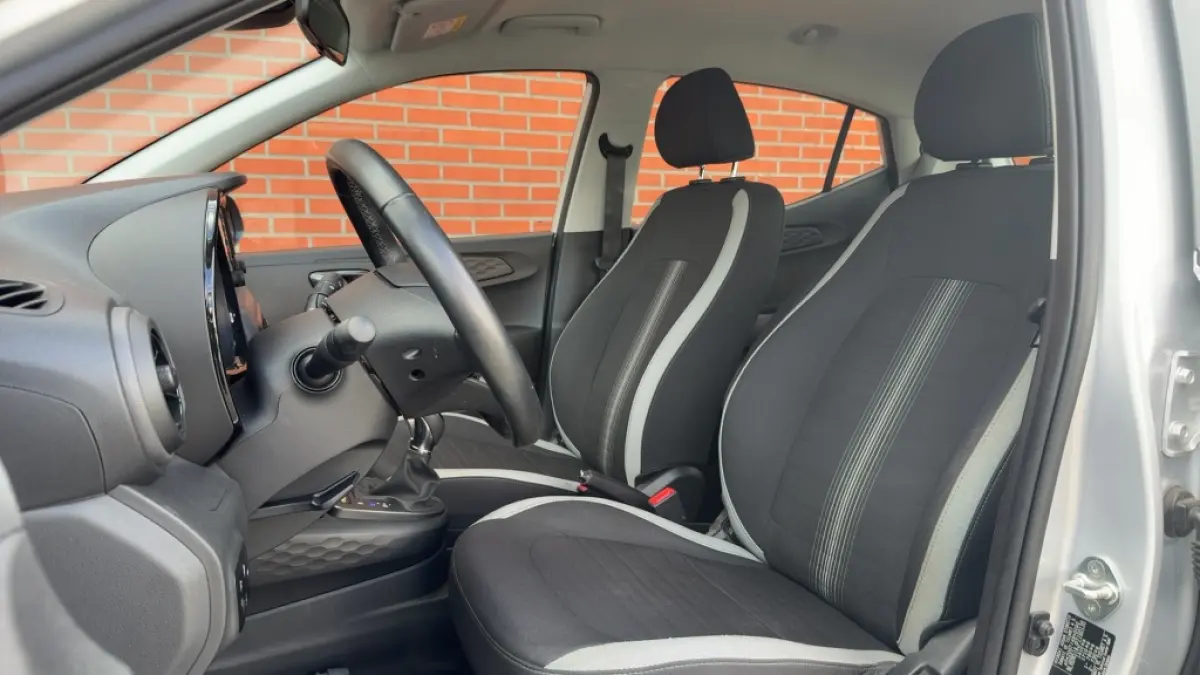 1.0 Comfort Smart Automaat 5 pers. Navigatie Camera