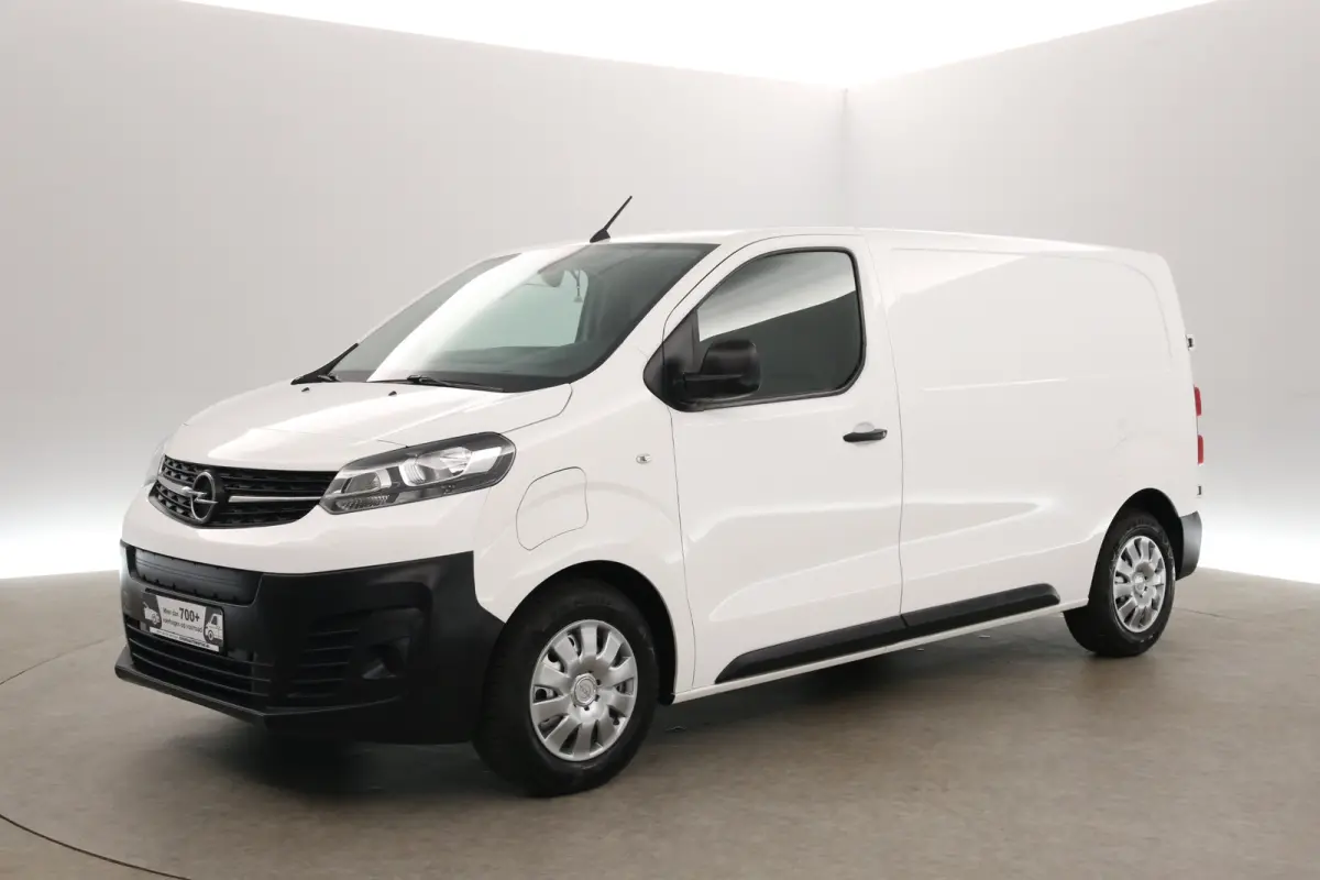 Opel Vivaro-e 75 kWh L2H1 | Snelladen | SOH 96% | 3 Zits | Airco | Cruise | Carplay | Parkeersens.