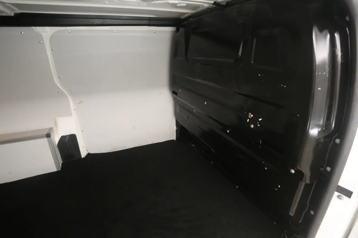 Opel Vivaro-e 75 kWh L2H1 | Snelladen | SOH 96% | 3 Zits | Airco | Cruise | Carplay | Parkeersens.
