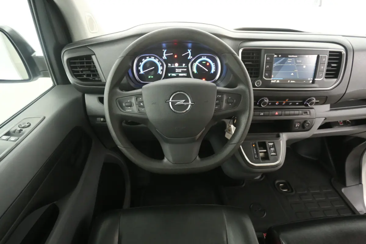 Opel Vivaro-e L2H1 75 kWh | Snelladen | SOH 92% | Airco | Camera | Cruise | Carplay | 3 Zits