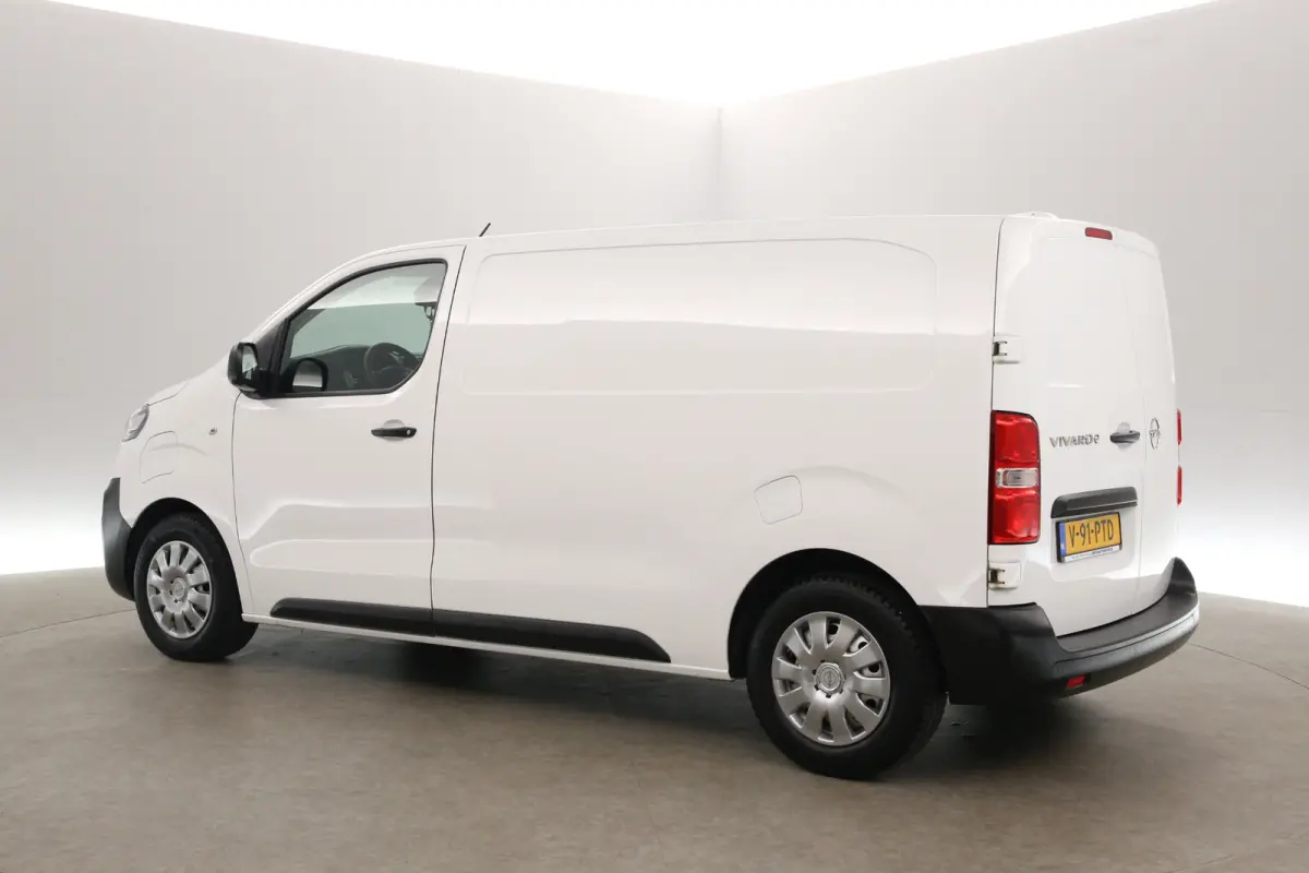Opel Vivaro-e L2H1 75 kWh | Snelladen | SOH 92% | Airco | Camera | Cruise | Carplay | 3 Zits