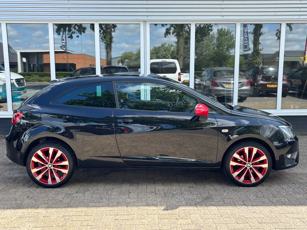 1.0 EcoTSI FR Connect | Stoelverwarming | Apple Carplay | Achterruitrij Camera | Cruise