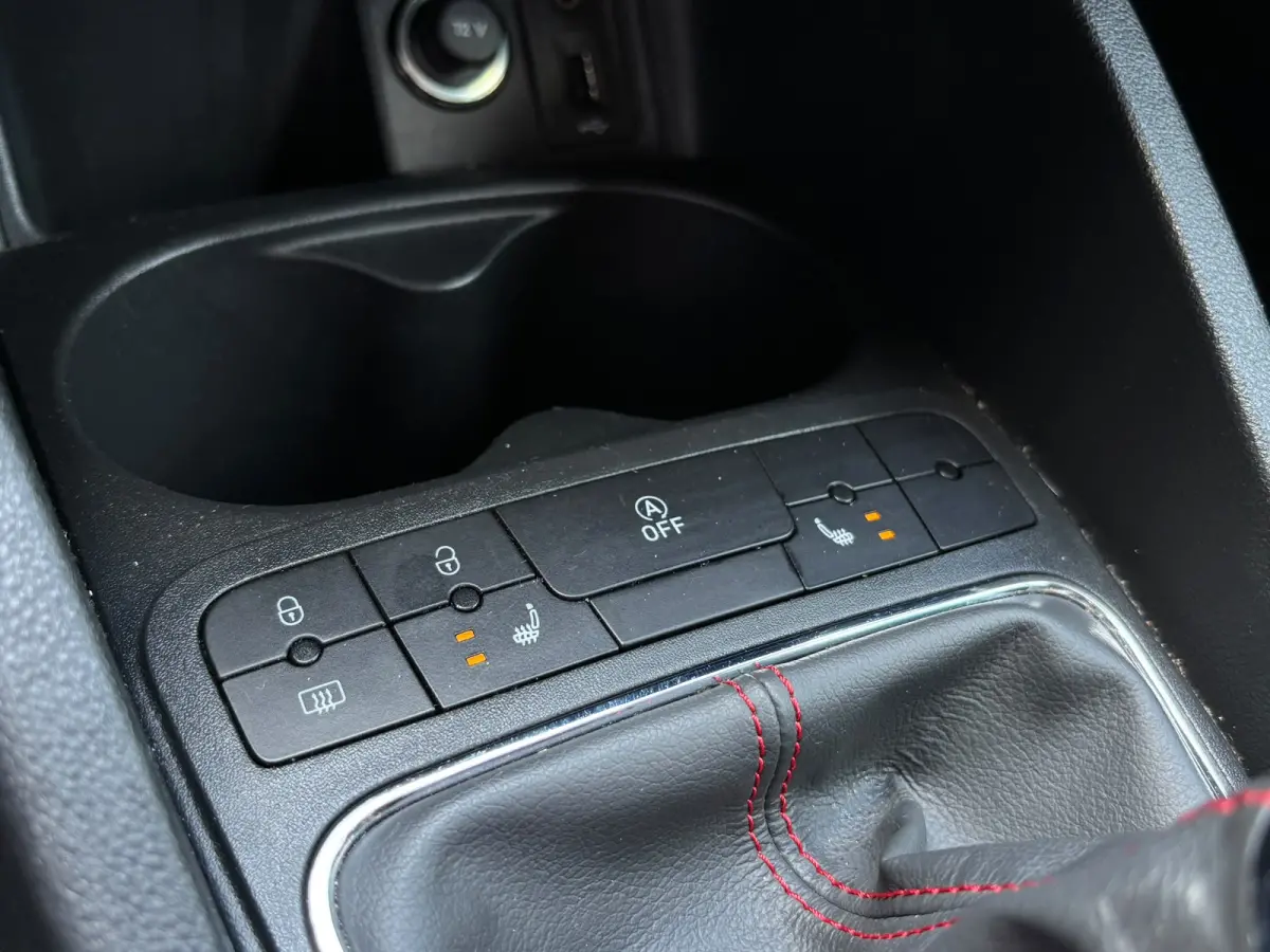 1.0 EcoTSI FR Connect | Stoelverwarming | Apple Carplay | Achterruitrij Camera | Cruise