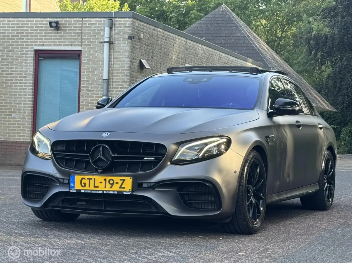 AMG 63 S 4MATIC Premium Plus
