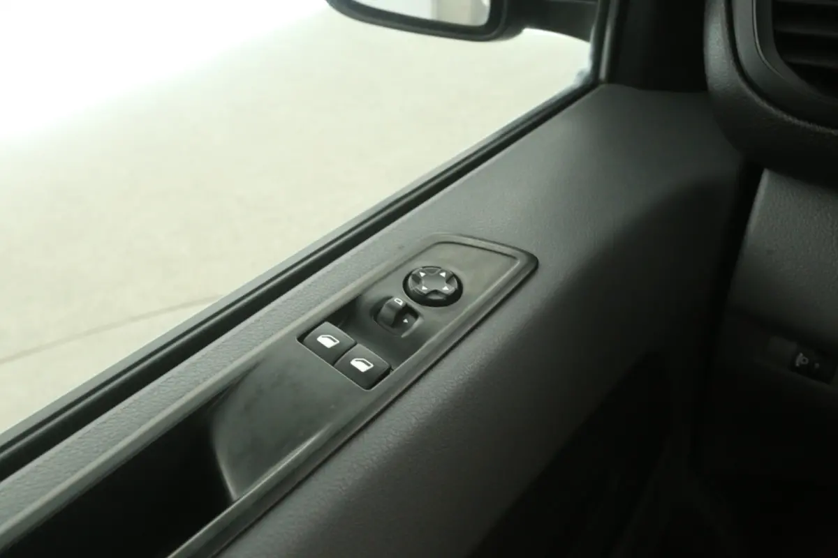 75 kWh L2H1 | Snelladen | SOH 90% | Airco | Cruise | Camera | Carplay | Parkeersens.
