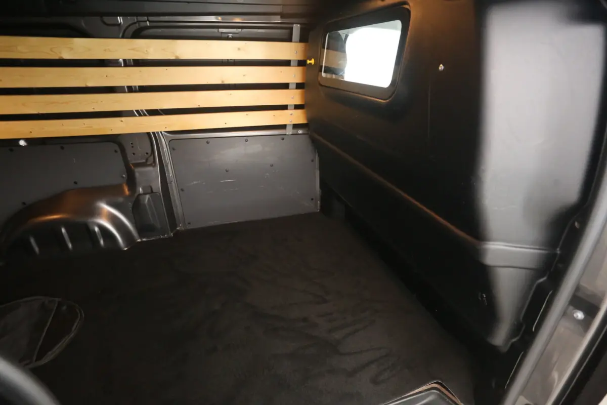 75 kWh L2H1 | Snelladen | SOH 90% | Airco | Cruise | Camera | Carplay | Parkeersens.