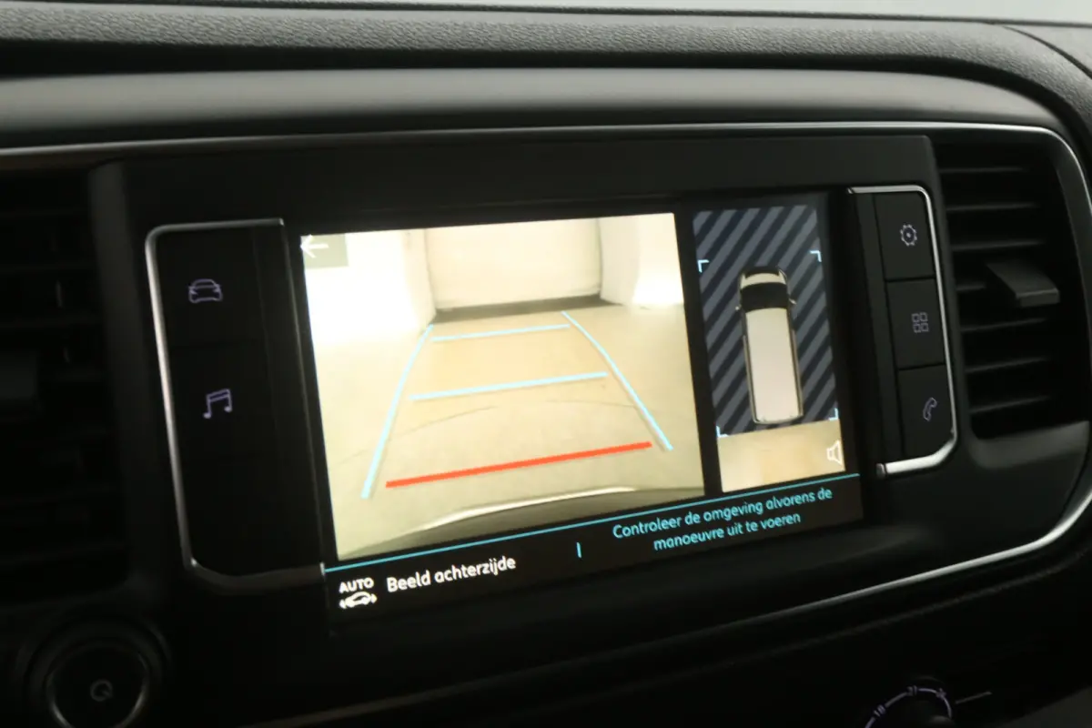 75 kWh L2H1 | Snelladen | SOH 90% | Airco | Cruise | Camera | Carplay | Parkeersens.