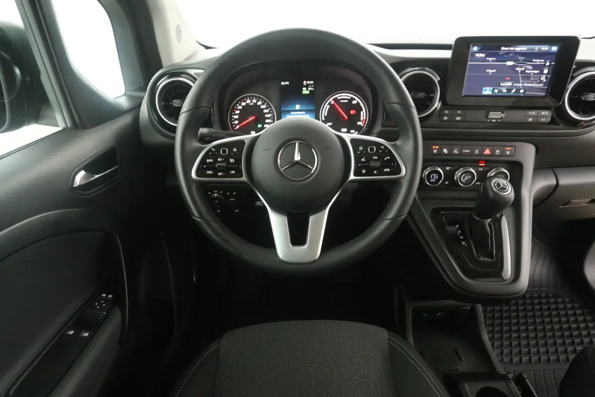 Mercedes-Benz eCitan 112 Pro 51 kWh 122PK | Snelladen | SOH 98% | Camera | Clima | LED | Carplay | Navi | Parkeersens.