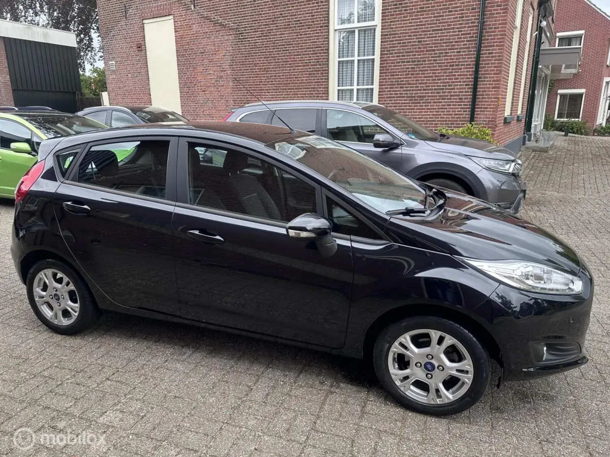 1.0 Style Ultimate /NAVI/Trekhaak/Cruise/parkeersensoren