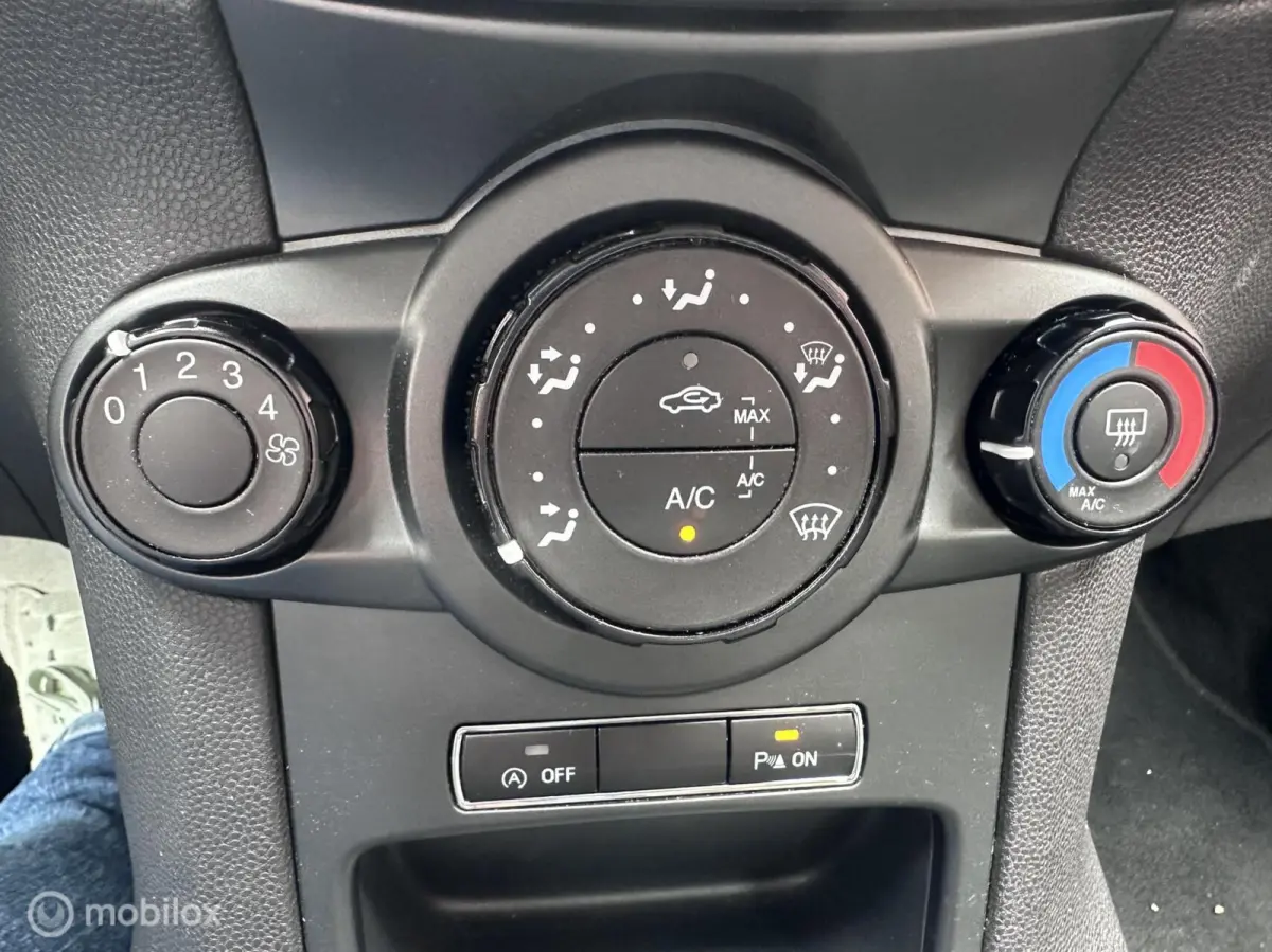 1.0 Style Ultimate /NAVI/Trekhaak/Cruise/parkeersensoren
