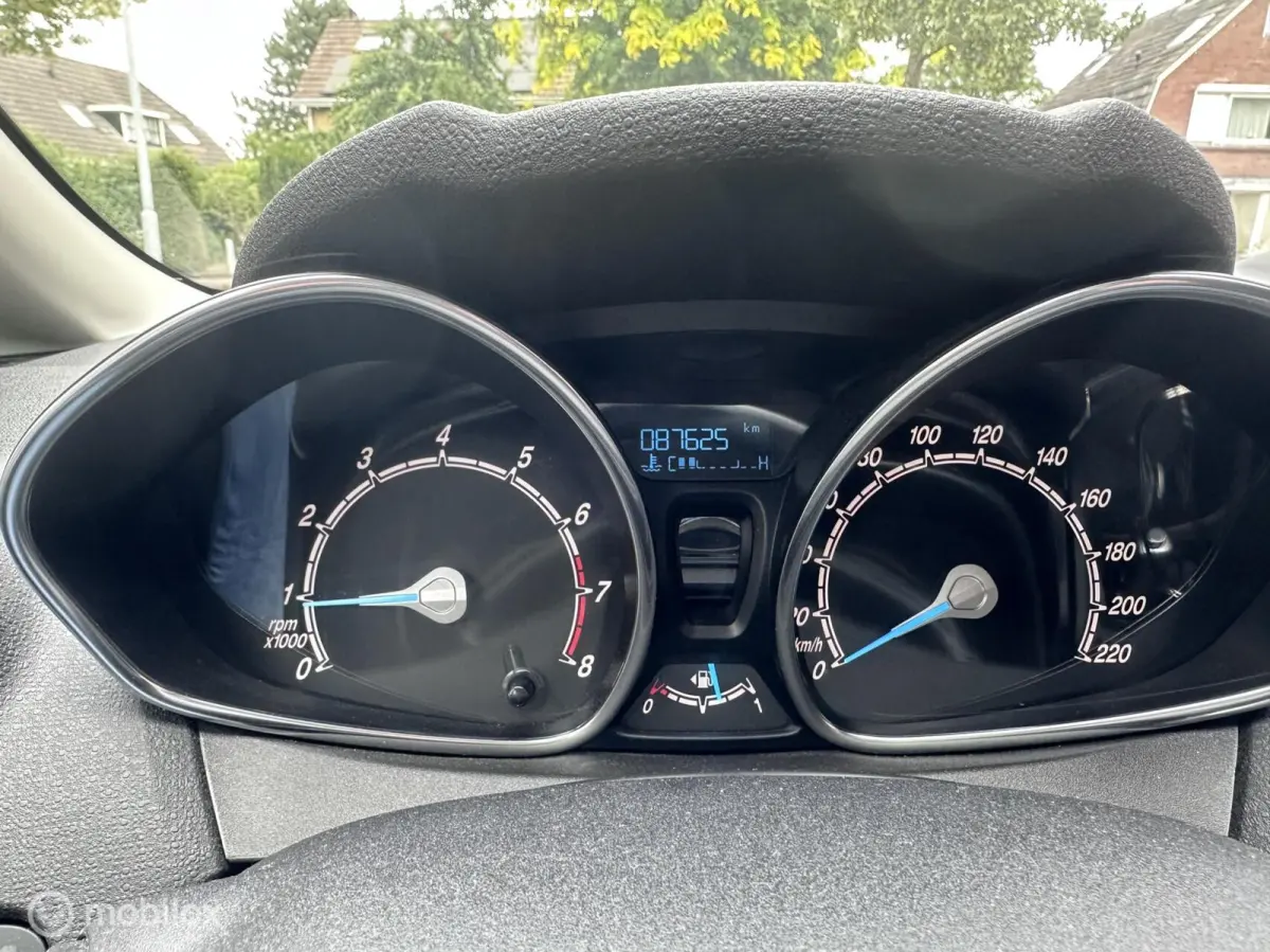 1.0 Style Ultimate /NAVI/Trekhaak/Cruise/parkeersensoren