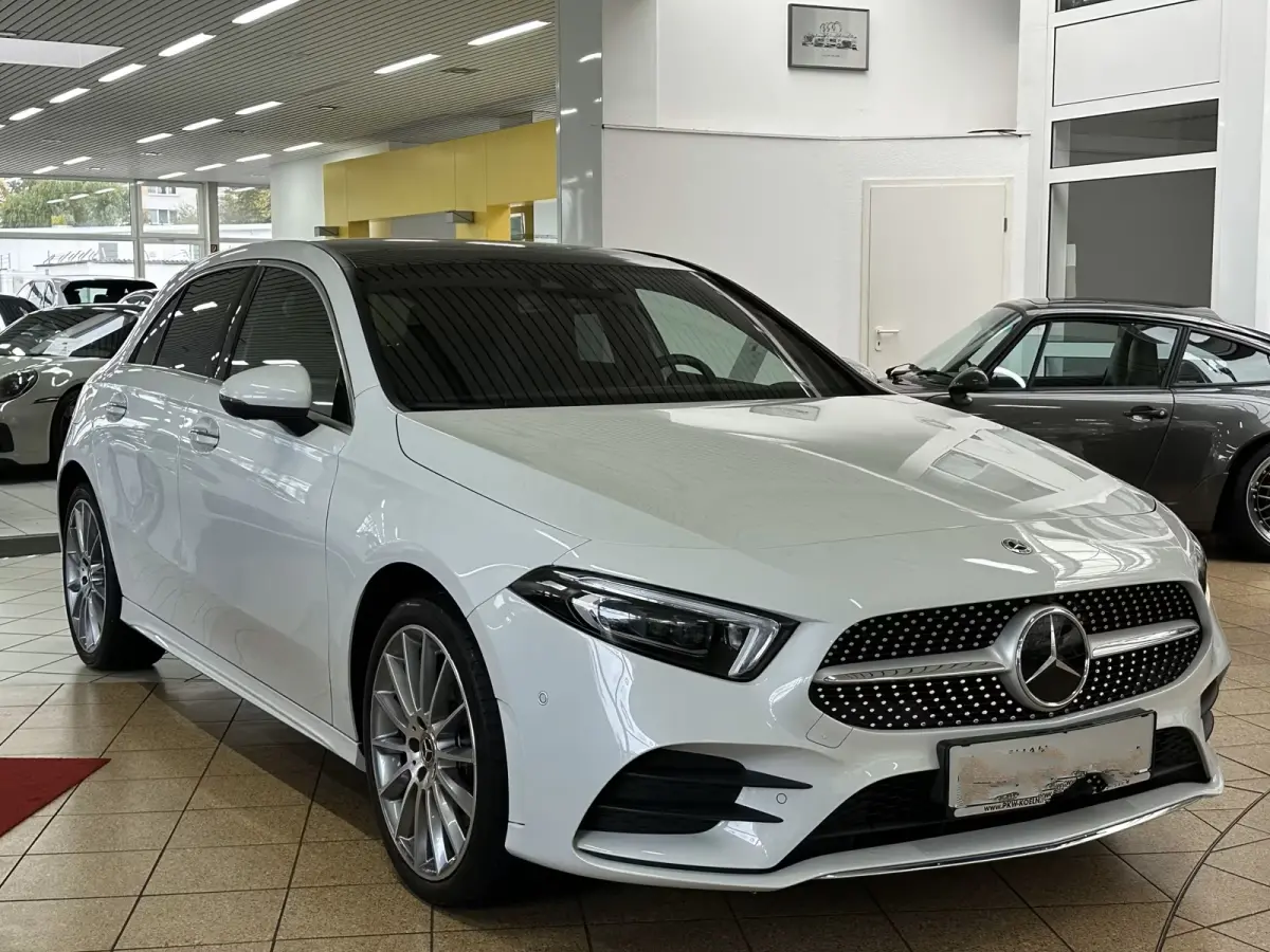 250e AMG ** LED, MBUX+, DISTR, PANORAMA, HuD, 2-Zone CLIMA, 19-inch LMV,  ** 1e EIG - UNFALLFREI ** ** INFORMEER OOK NAAR ONZE AANTREKKELIJKE FINANCIAL-LEASE TARIEVEN **