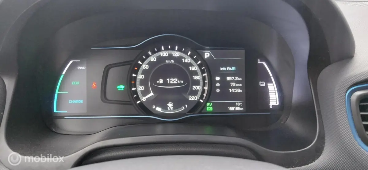 1.6 GDi hybrid ,Camera,Adaptive,Infinity audio