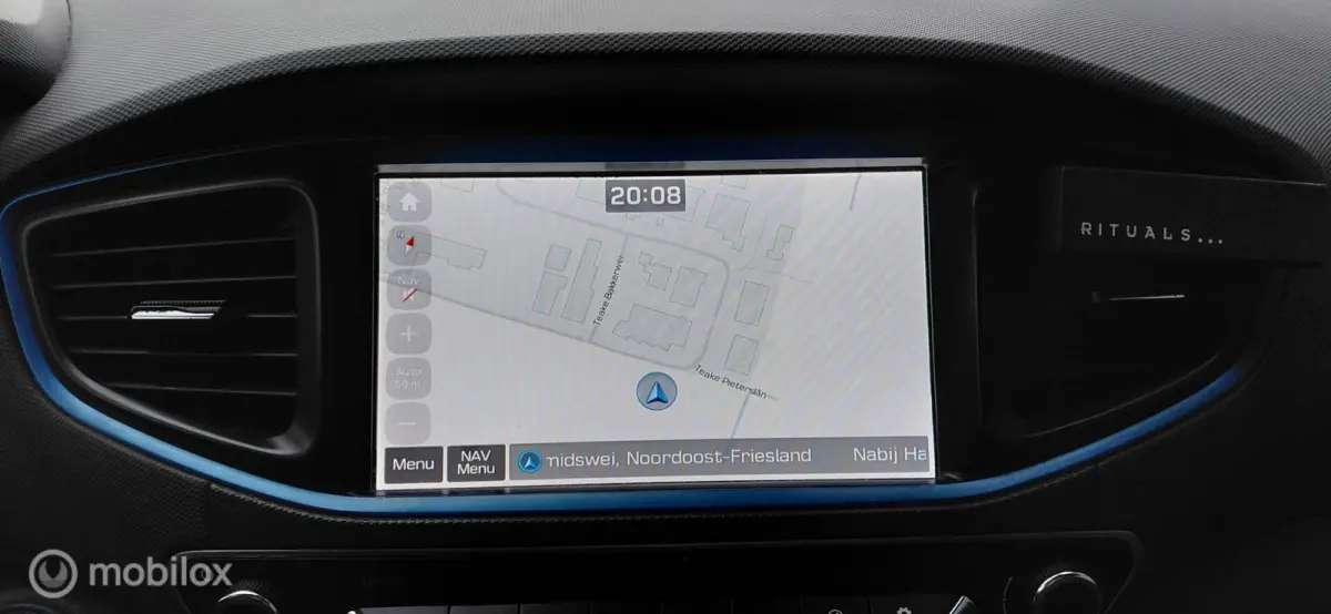 1.6 GDi hybrid ,Camera,Adaptive,Infinity audio