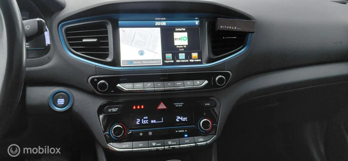 1.6 GDi hybrid ,Camera,Adaptive,Infinity audio