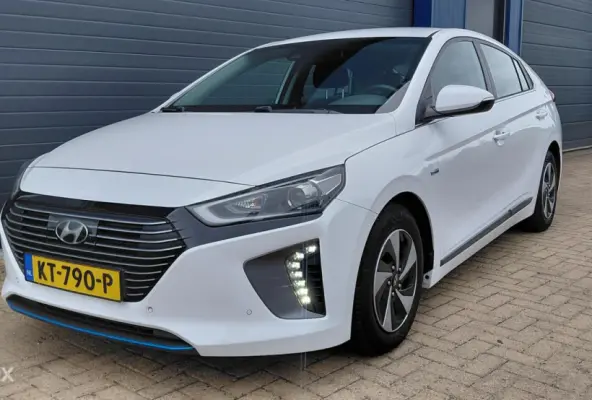 1.6 GDi hybrid ,Camera,Adaptive,Infinity audio