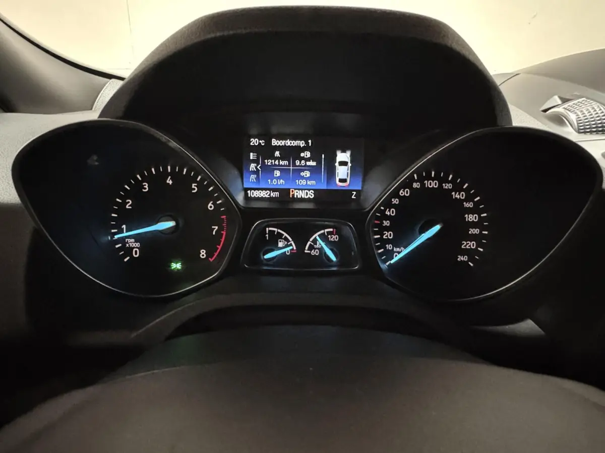 1.5 EcoBoost Titanium 4x4 Sony Carplay Camera Trekh.