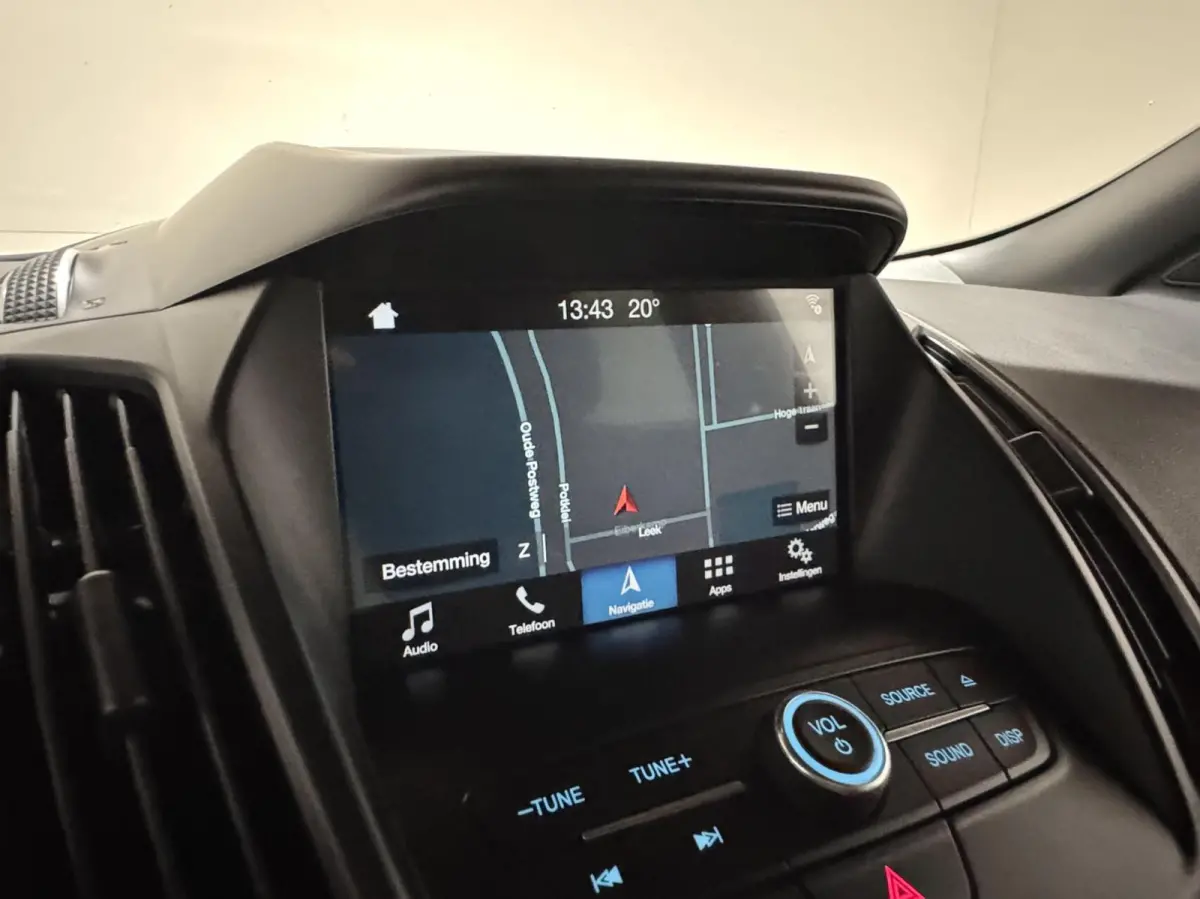 1.5 EcoBoost Titanium 4x4 Sony Carplay Camera Trekh.