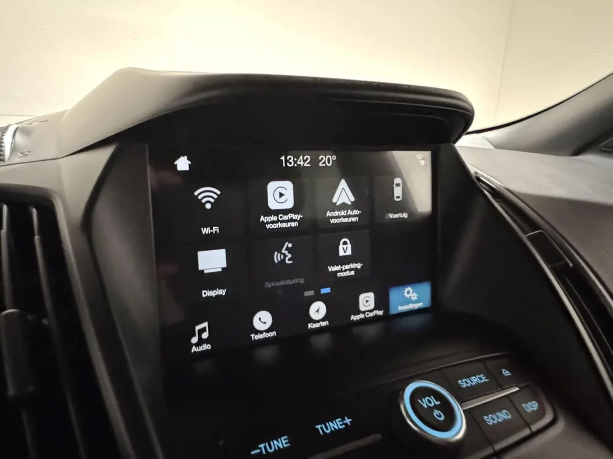 1.5 EcoBoost Titanium 4x4 Sony Carplay Camera Trekh.