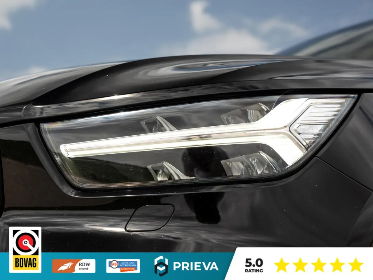 Plug-in Hybrid T5 Twin Engine 2WD R-Design | Dealer | camera | Trekhaak | El. Achterklep