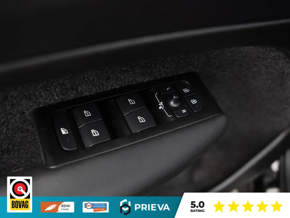 Plug-in Hybrid T5 Twin Engine 2WD R-Design | Dealer | camera | Trekhaak | El. Achterklep